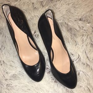 BCBG high heels